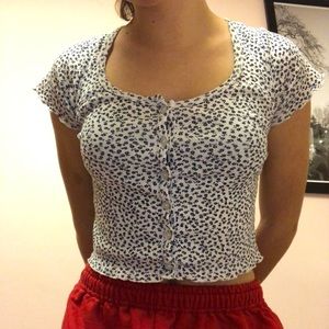 Cute brandy melville top!